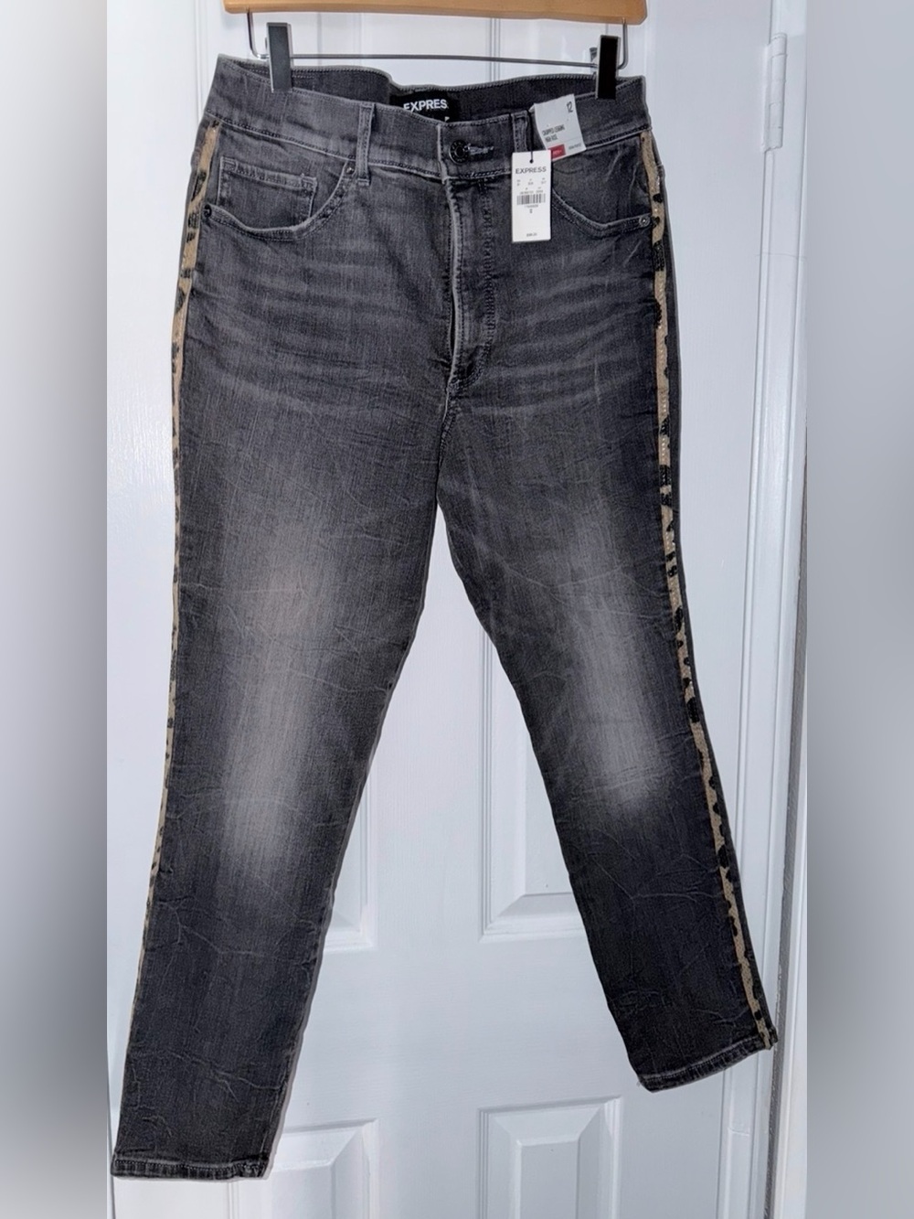 NWT Express Gray Slim Jeans with Leopard-Print Side Stripe